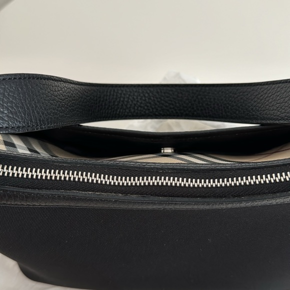 BURBERRY Black Nylon & Vintage Check Print with Leather Handle Shoulder Bag - Picture 12 of 15